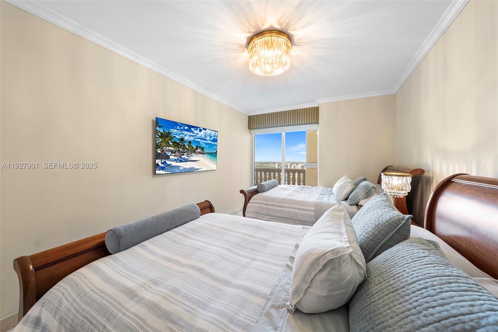 4303 5 / 5 4415 sq. ft. $ 2025-12-09 0 Photo