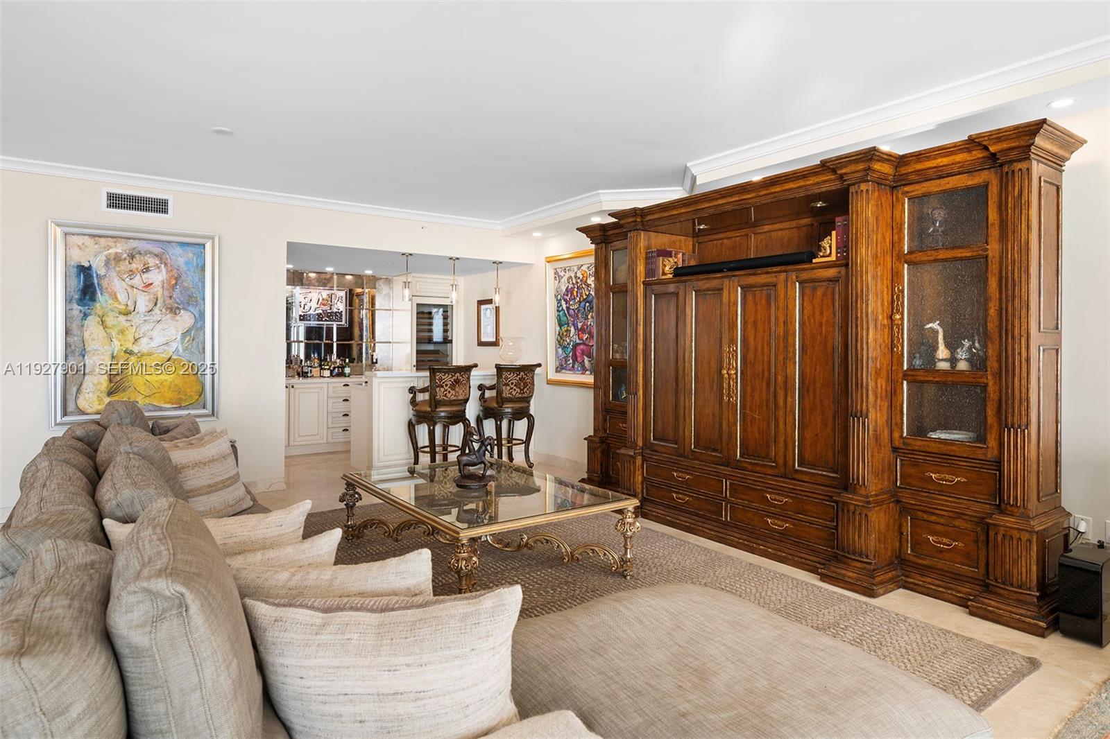 4303 5 / 5 4415 sq. ft. $ 2025-12-09 0 Photo