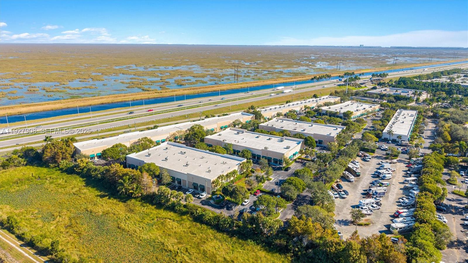 See details 13 / sq. ft. $ 2025-12-09 0 Photo