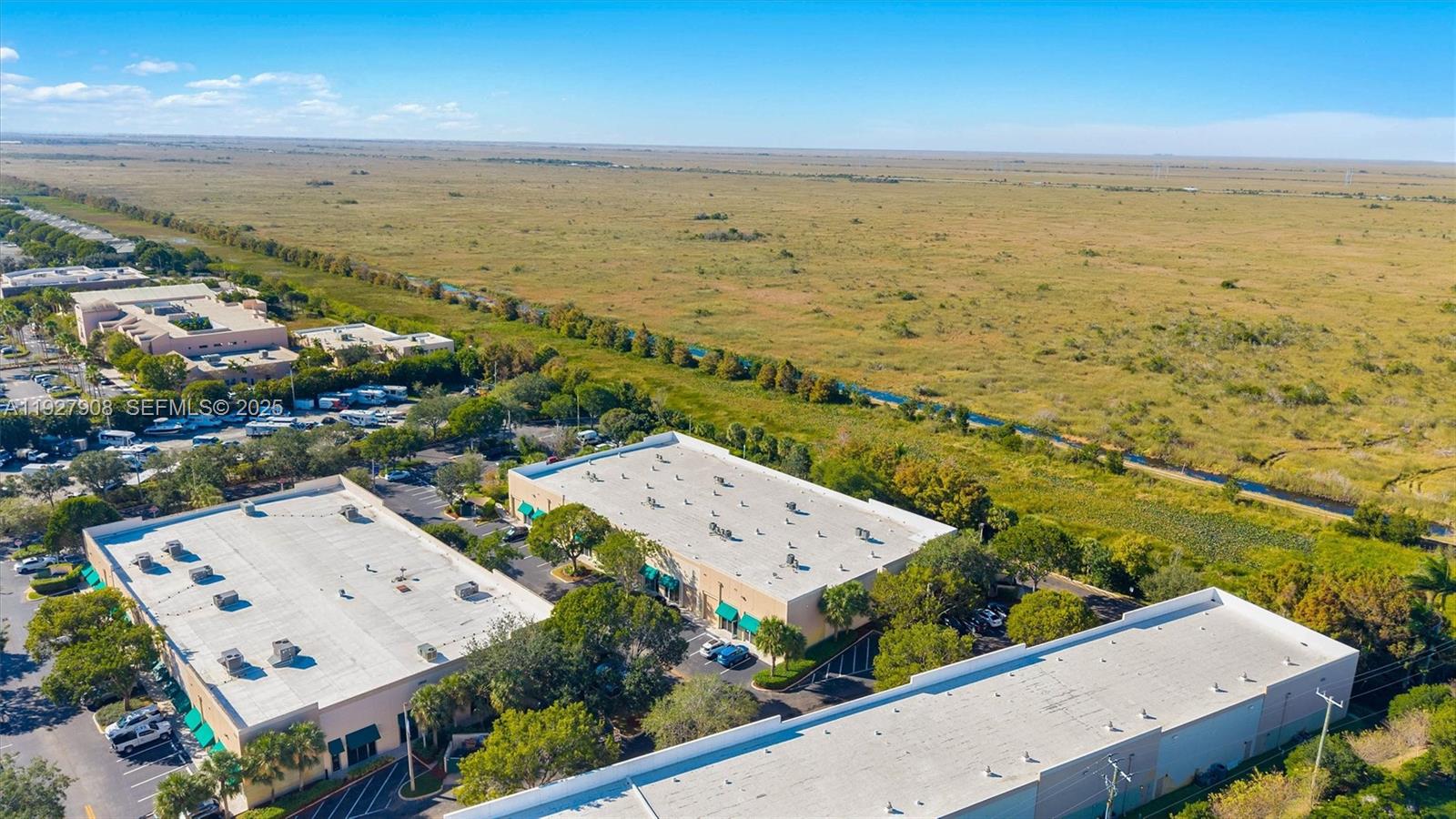 See details 13 / sq. ft. $ 2025-12-09 0 Photo