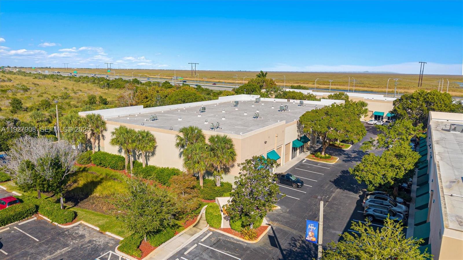 See details 13 / sq. ft. $ 2025-12-09 0 Photo