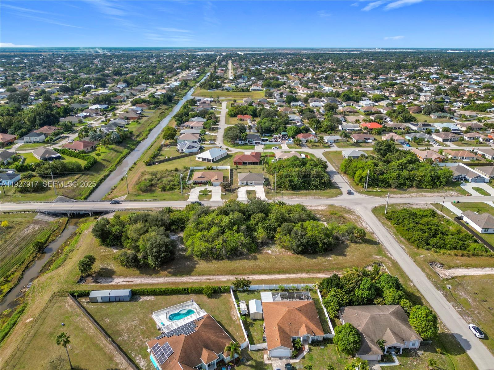 See details / sq. ft. $ 2025-12-12 0 Photo