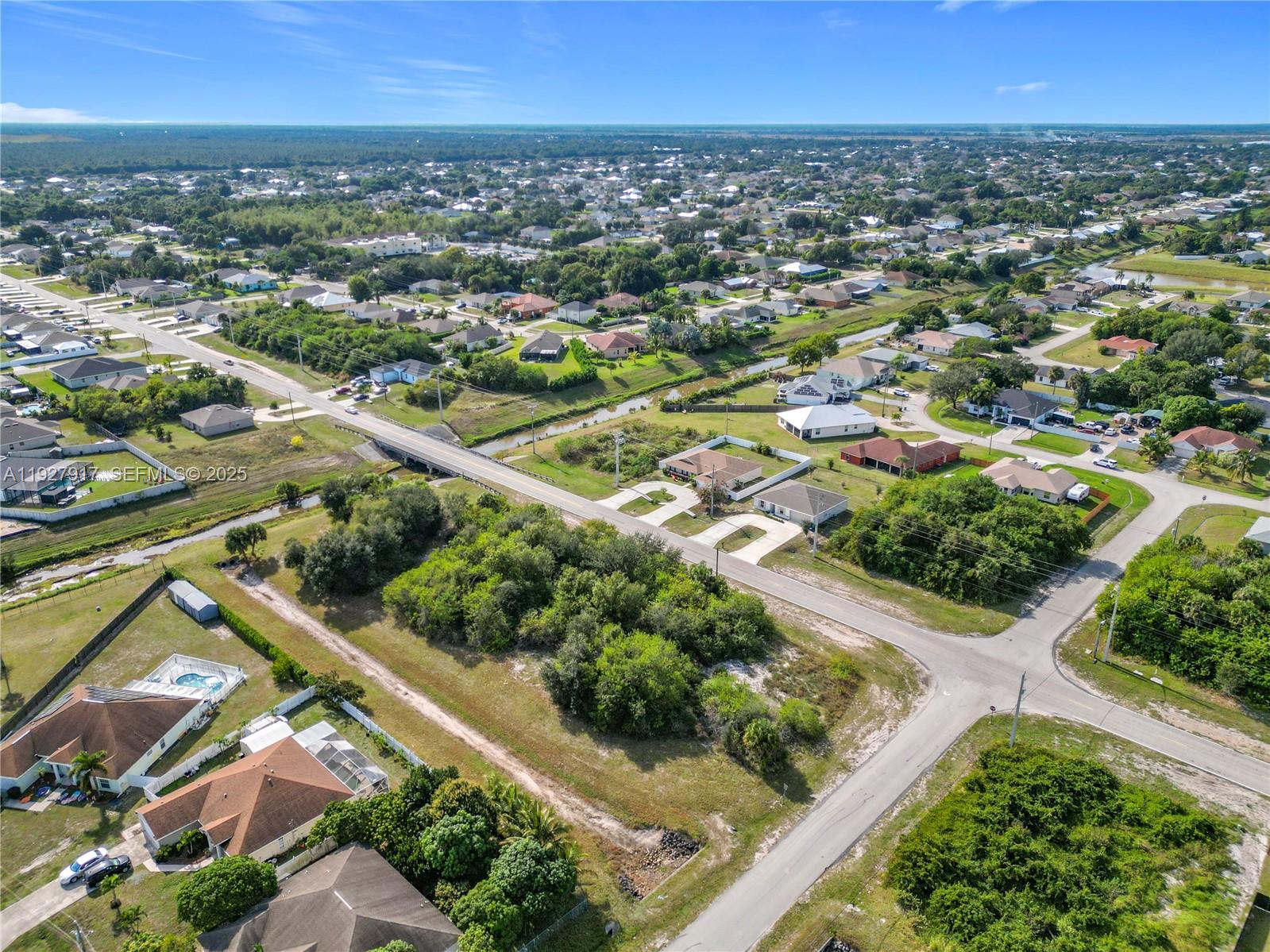 See details / sq. ft. $ 2025-12-12 0 Photo