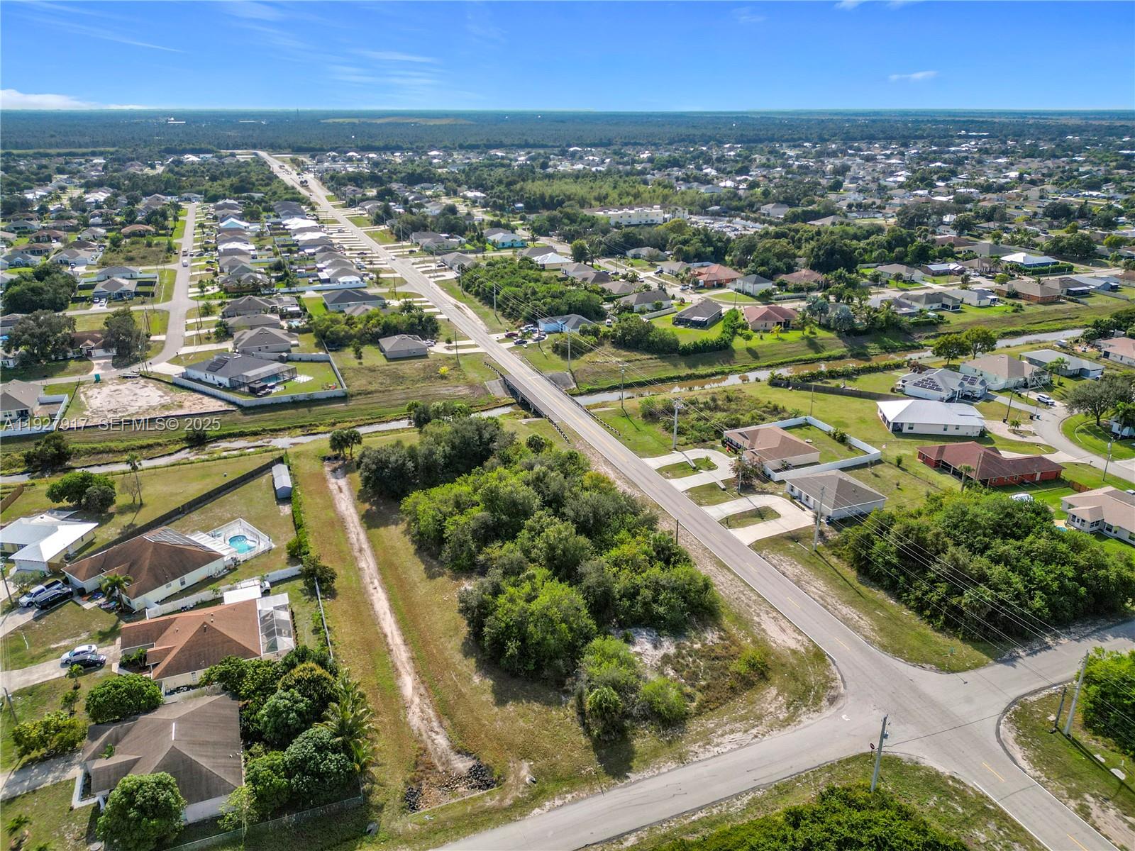 See details / sq. ft. $ 2025-12-12 0 Photo