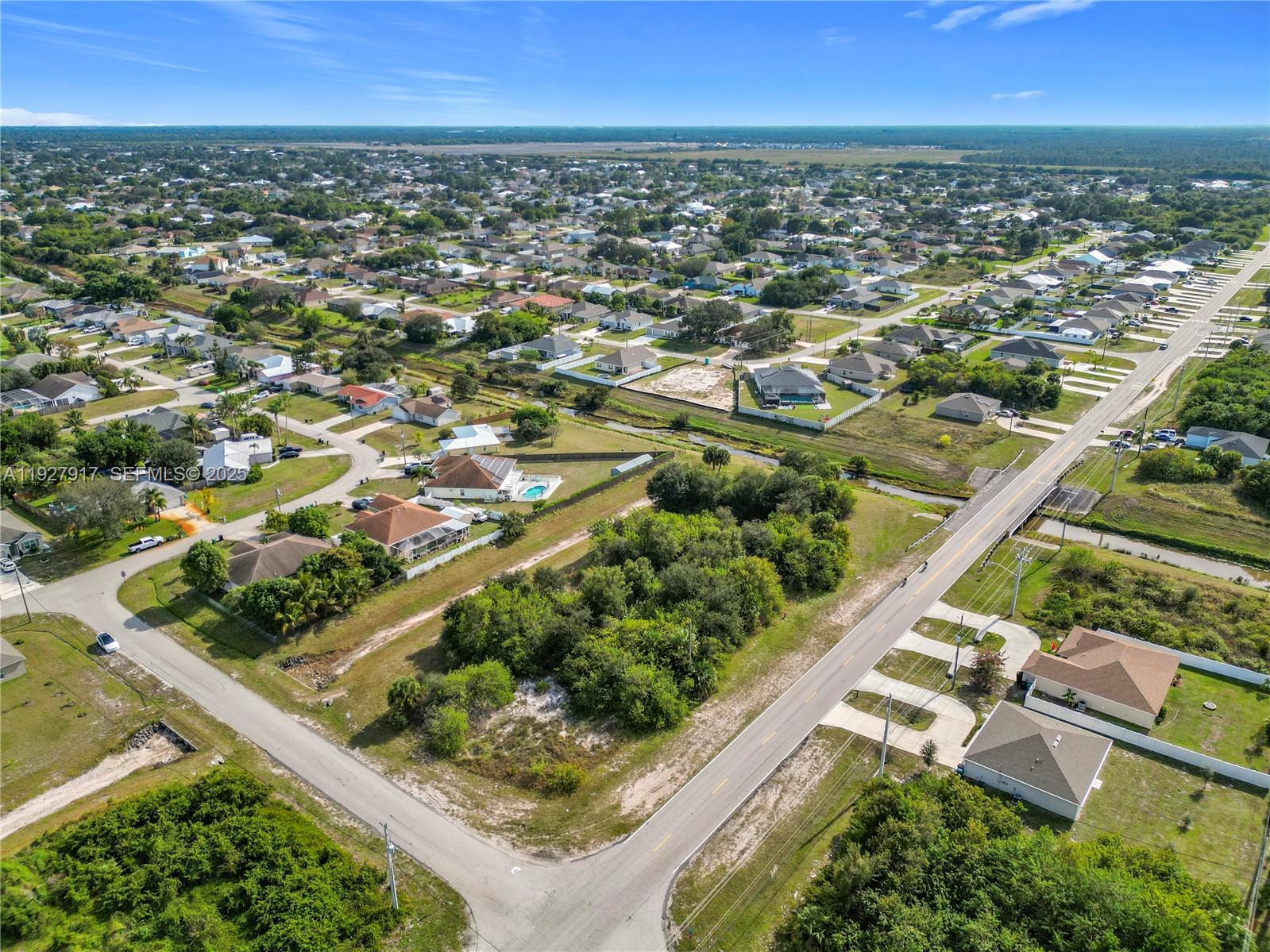 See details / sq. ft. $ 2025-12-12 0 Photo