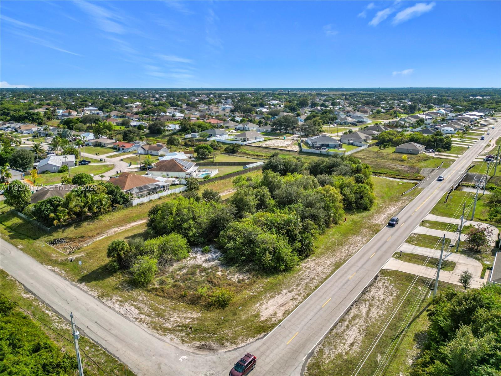 See details / sq. ft. $ 2025-12-12 0 Photo