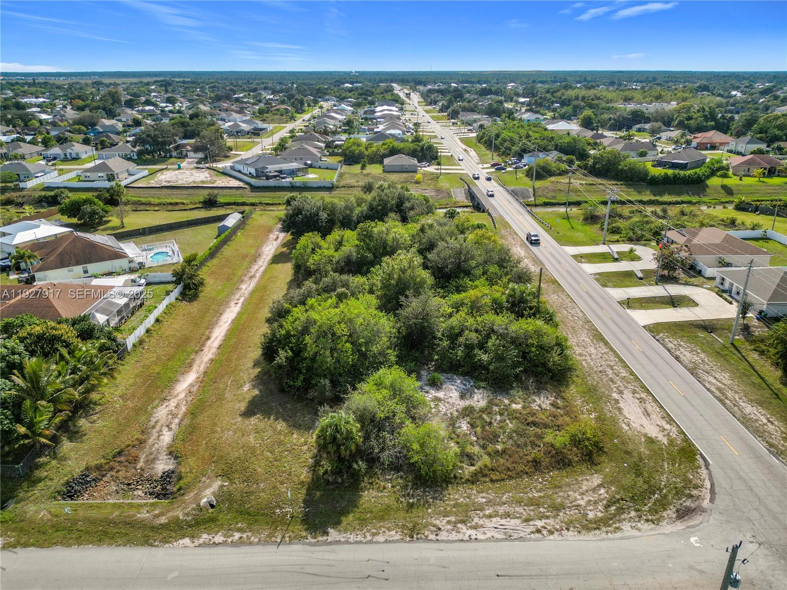 See details / sq. ft. $ 2025-12-12 0 Photo