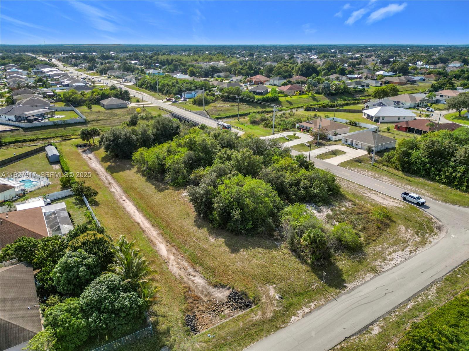 See details / sq. ft. $ 2025-12-12 0 Photo