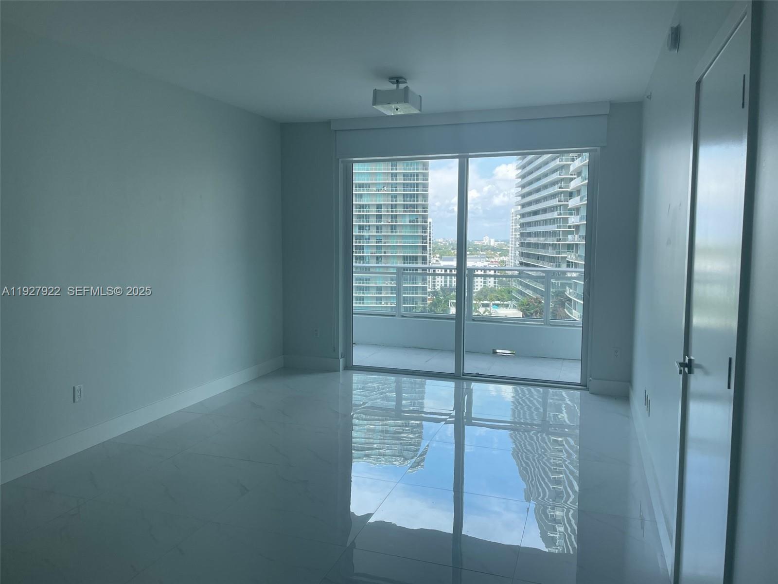 Photo of 1080 Brickell Ave #1607, Miami, Florida, 33131 -