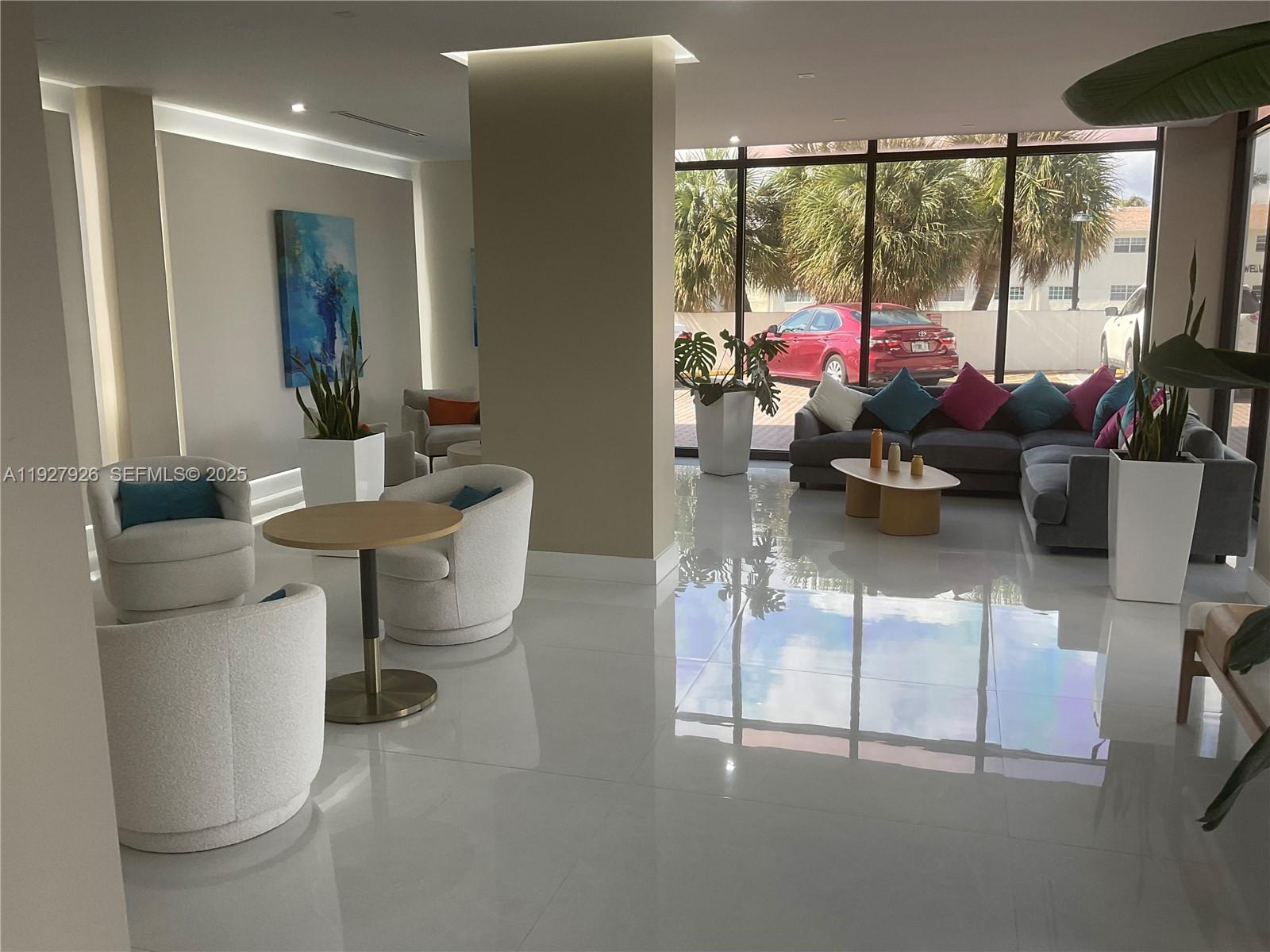 Photo of 2401 Ocean Dr  #1007, Hollywood, Florida, 33019 - 