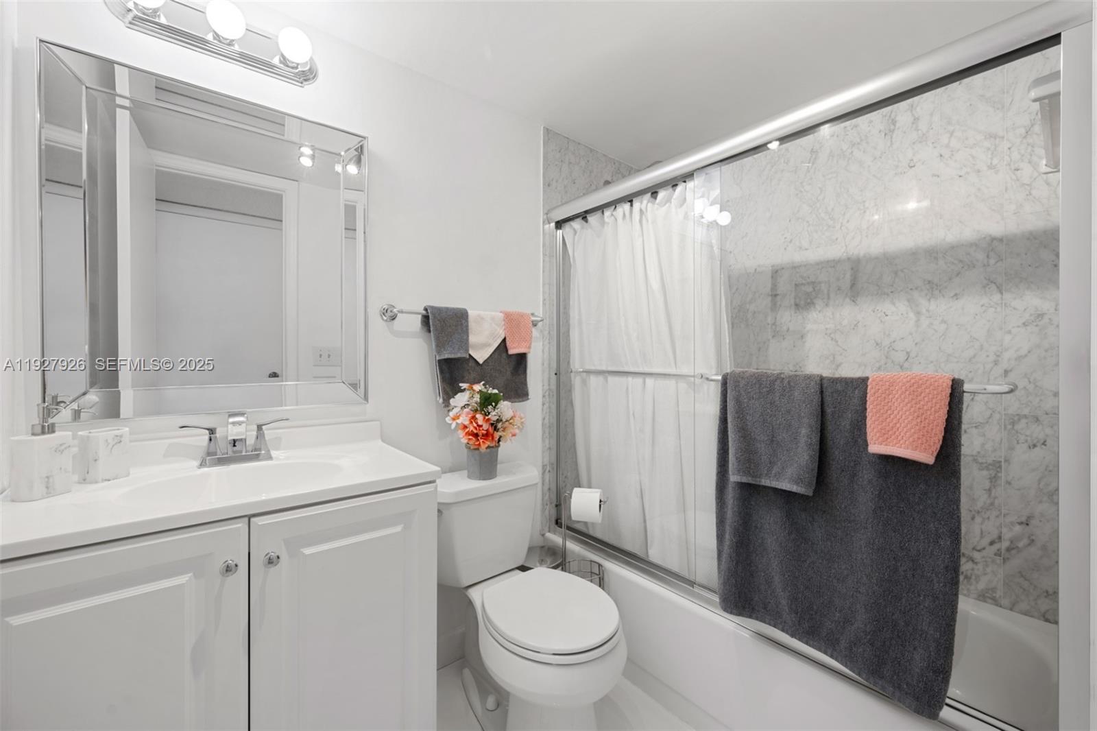 Photo of 2401 Ocean Dr  #1007, Hollywood, Florida, 33019 - 