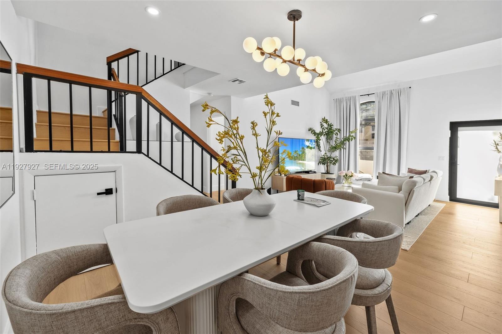 Photo of 21216 Harbor Way (21216), Aventura, Florida, 33180 -