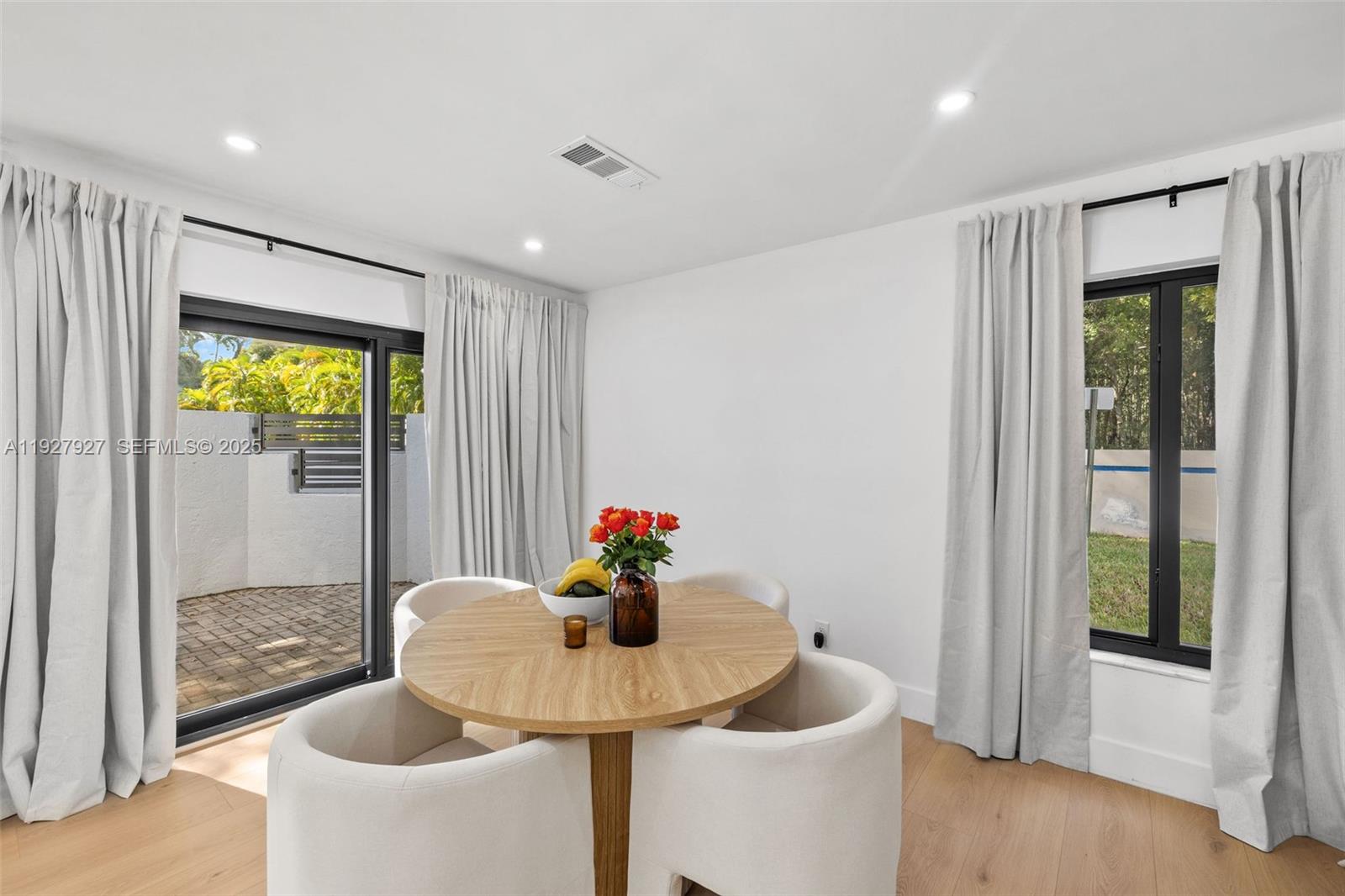 Photo of 21216 Harbor Way (21216), Aventura, Florida, 33180 -