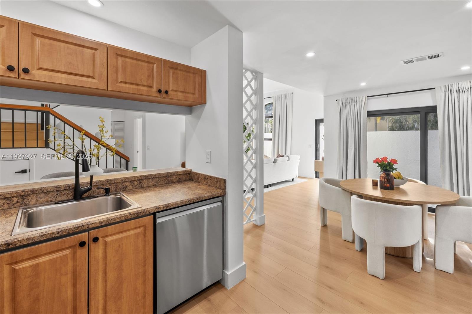 Photo of 21216 Harbor Way (21216), Aventura, Florida, 33180 -