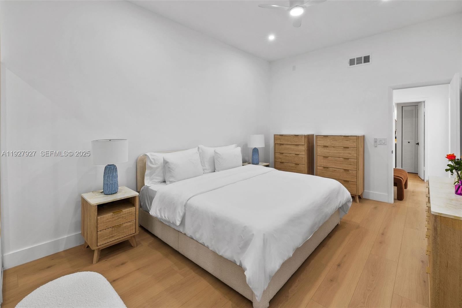 Photo of 21216 Harbor Way (21216), Aventura, Florida, 33180 -