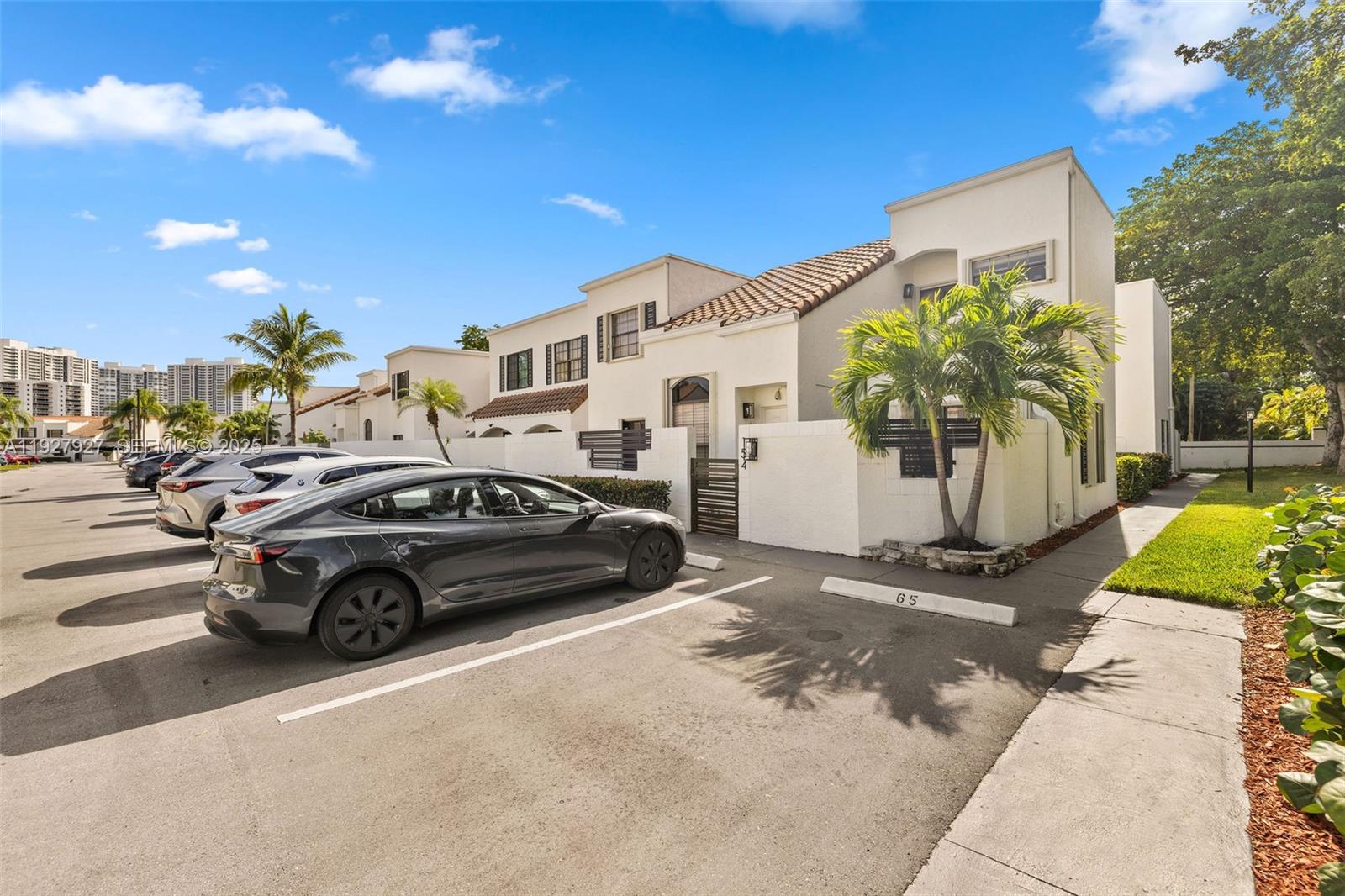 Photo of 21216 Harbor Way (21216), Aventura, Florida, 33180 -