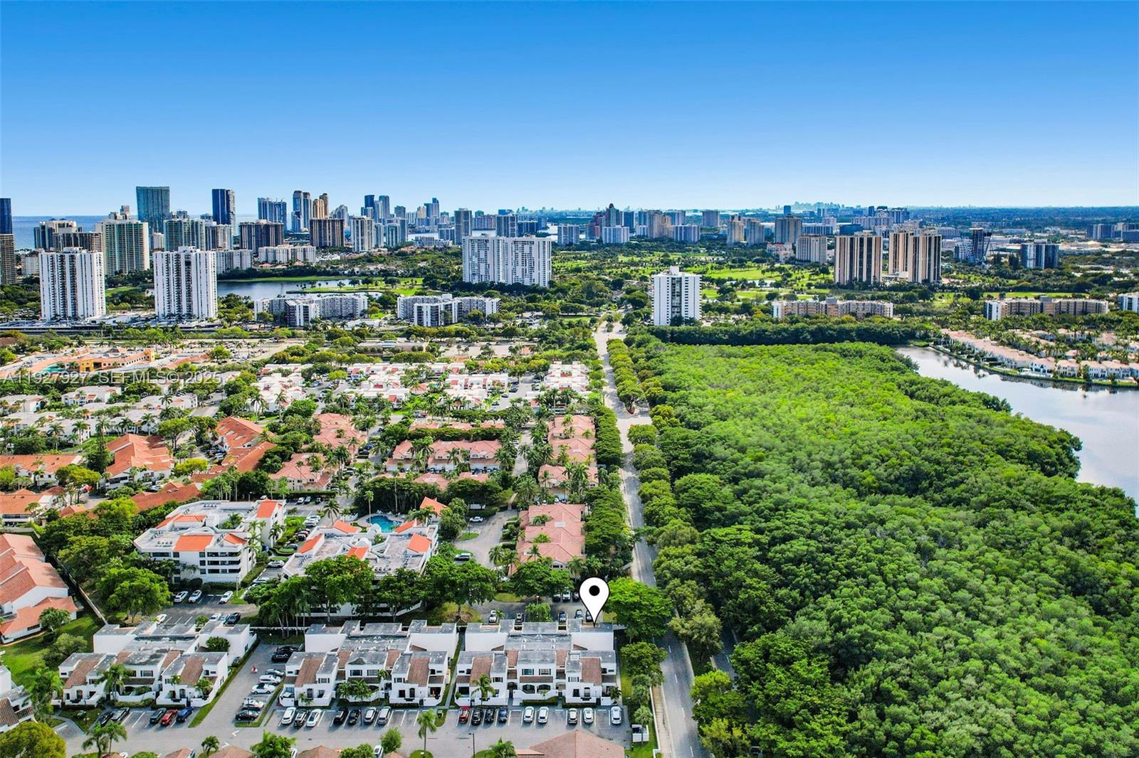 Photo of 21216 Harbor Way (21216), Aventura, Florida, 33180 -