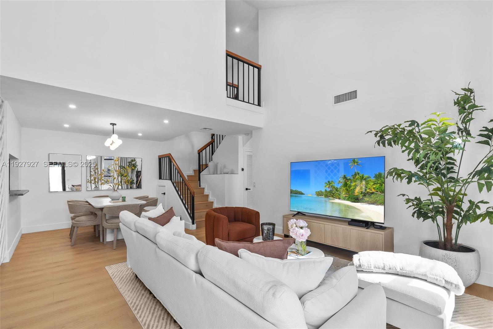 Photo of 21216 Harbor Way (21216), Aventura, Florida, 33180 -