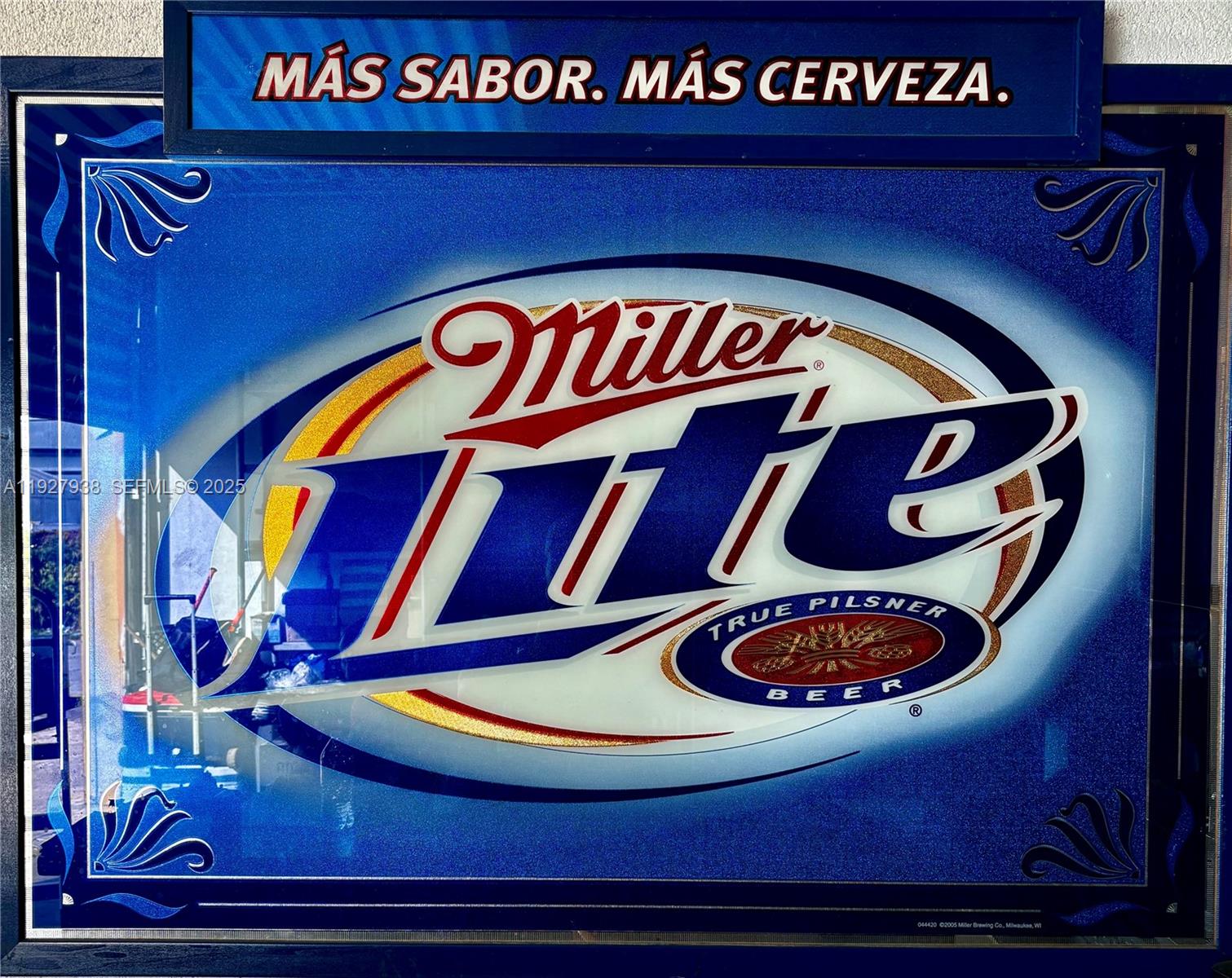   /   кв.футов $ 2025-12-09 0 Фото