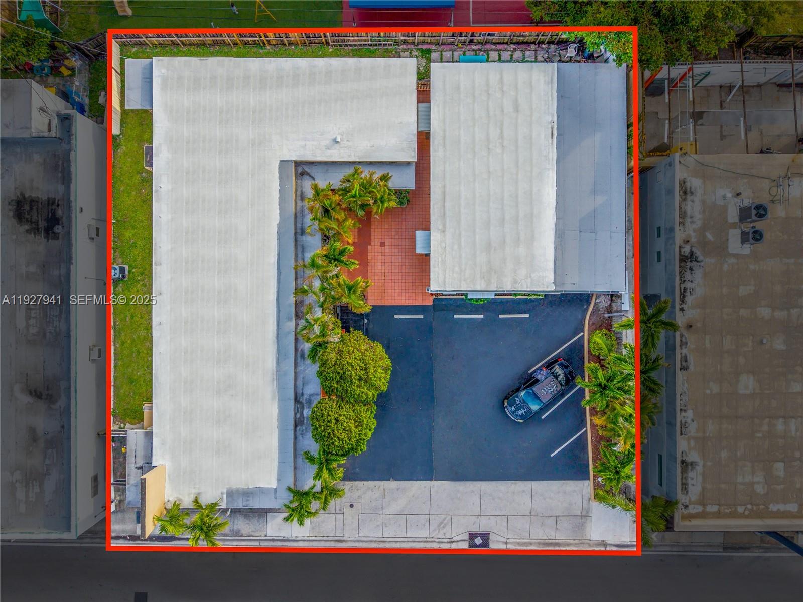 1-8  /   sq. ft. $ 2025-12-09 0 Photo