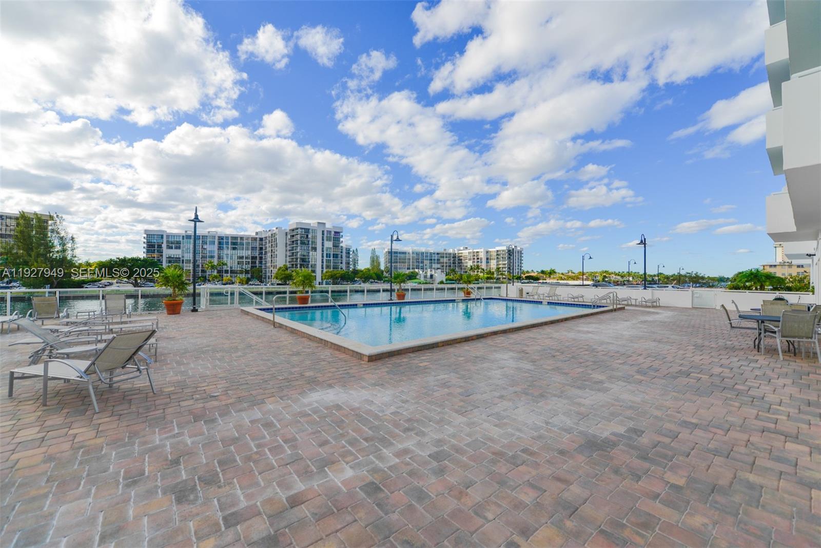 Photo of 3000 Ocean Dr #514, Hollywood, Florida, 33019 -