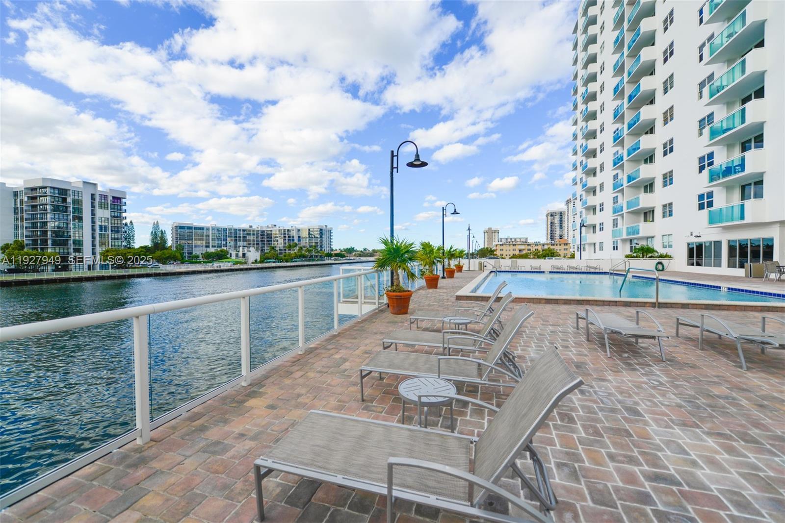 Photo of 3000 Ocean Dr #514, Hollywood, Florida, 33019 -