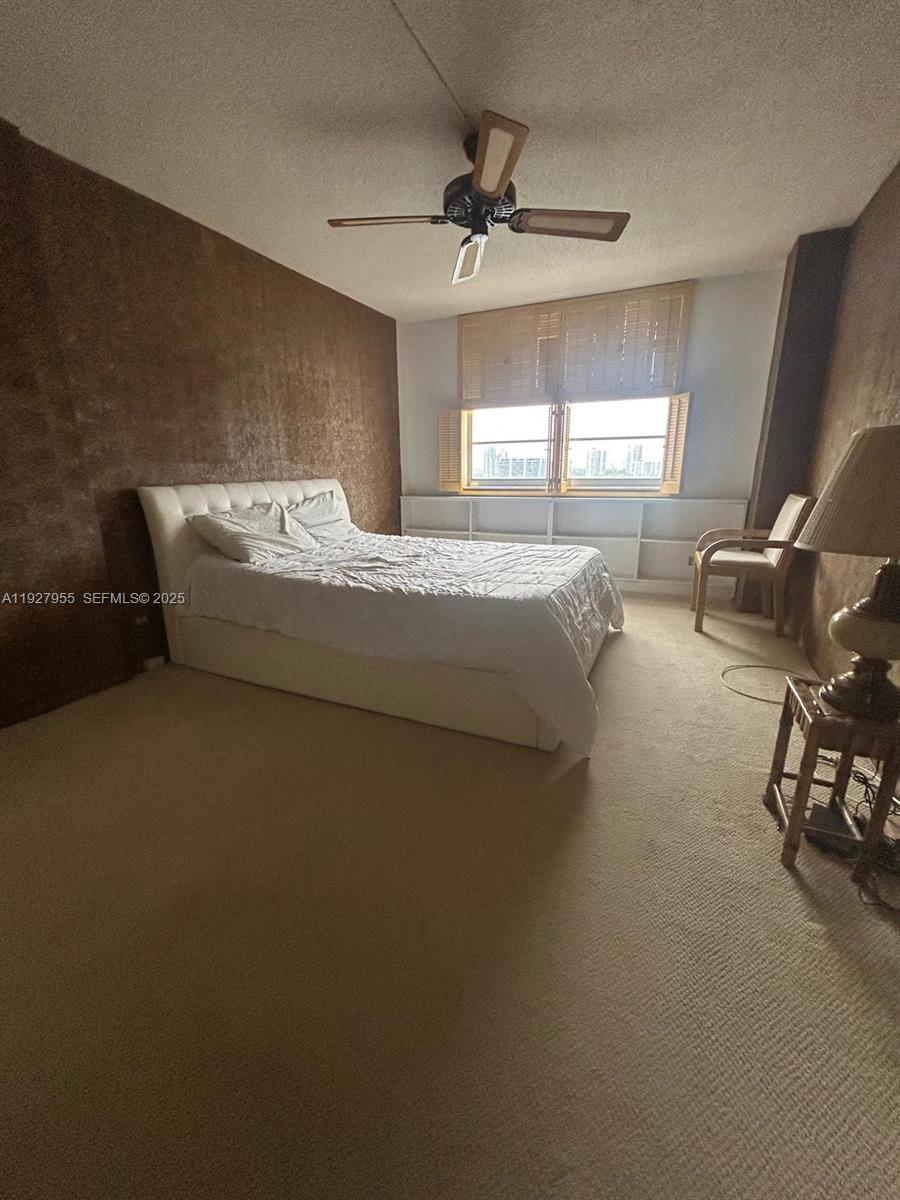 Подробнее 1820 2 / 2 1275 кв.футов $ 2025-12-09 0 Фото