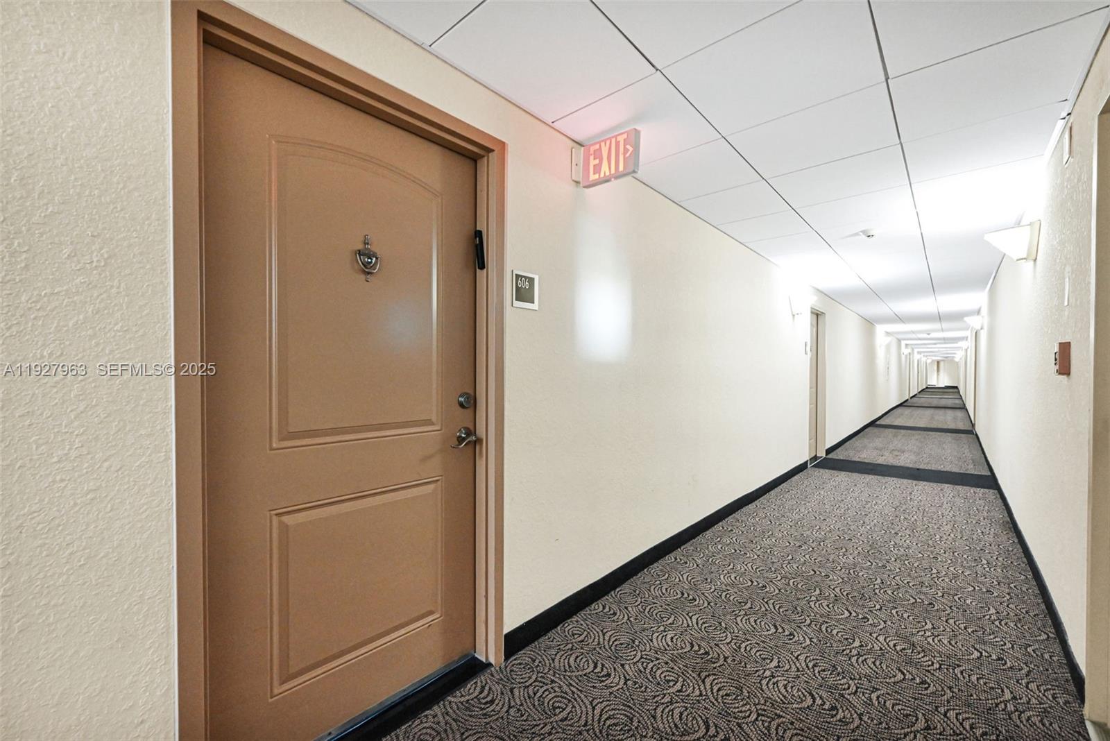 606 2 / 2 1521 sq. ft. $ 2025-12-11 0 Photo