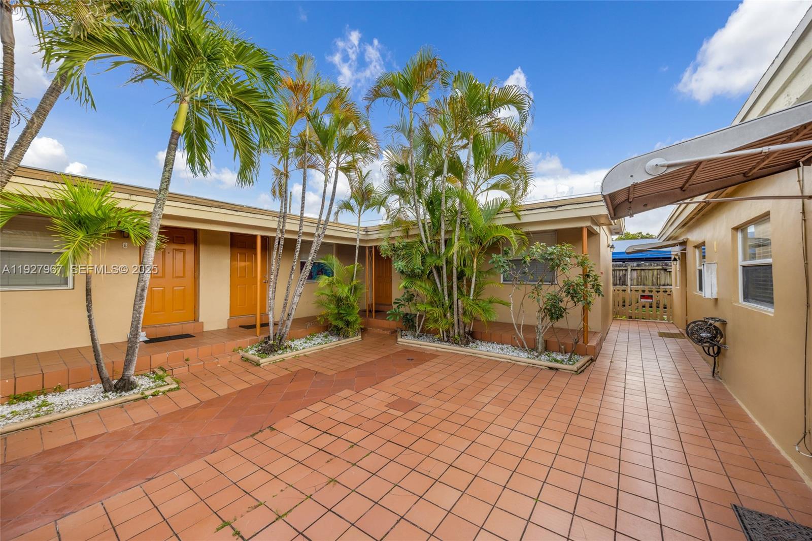   /  3670 sq. ft. $ 2025-12-09 0 Photo