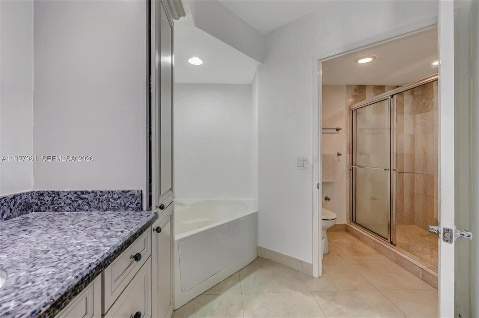 Photo of 3370 Hidden Bay Dr #1207, Aventura, Florida, 33180 -