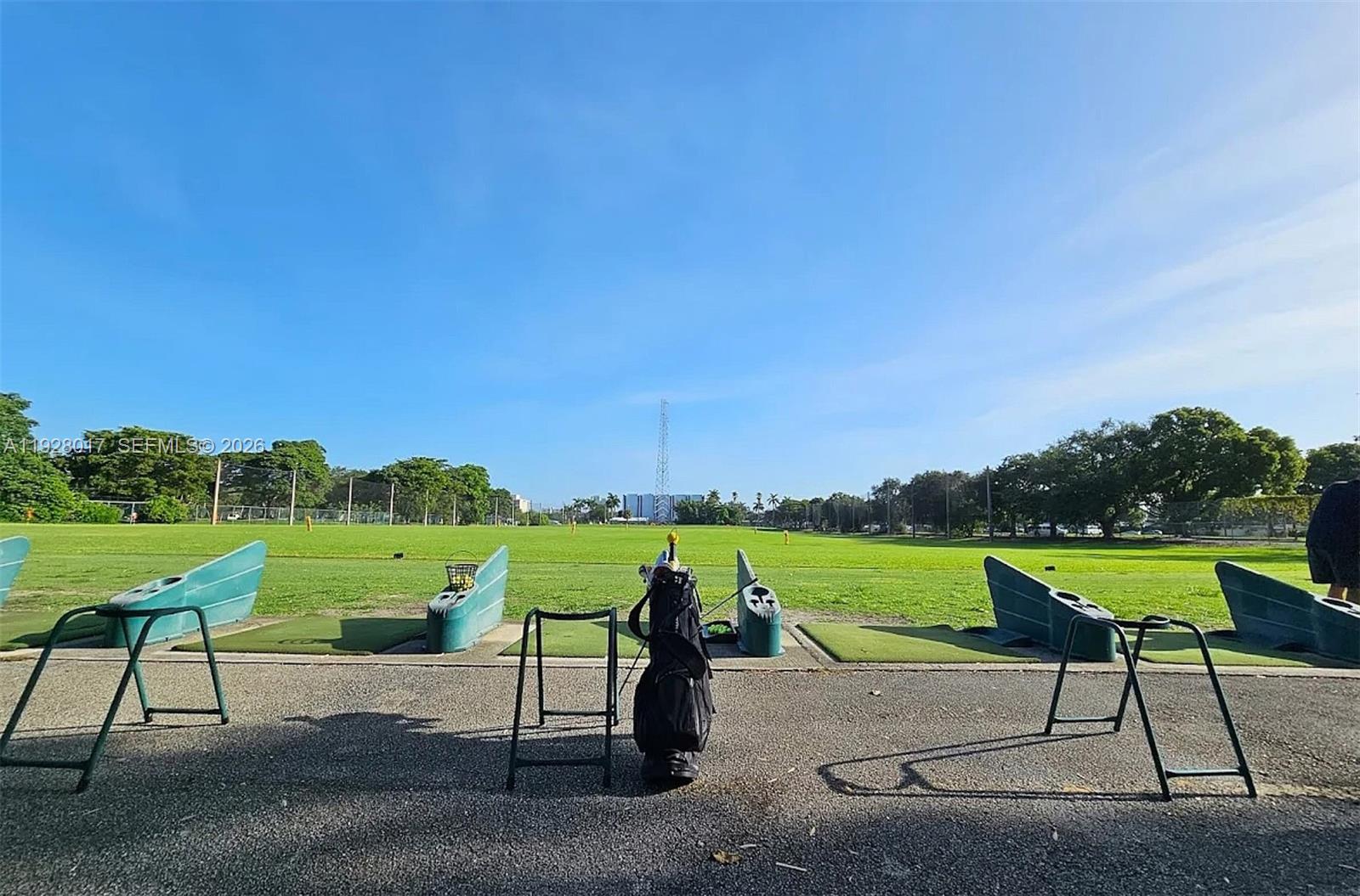 405 1 / 2 844 sq. ft. $ 2025-12-09 0 Photo