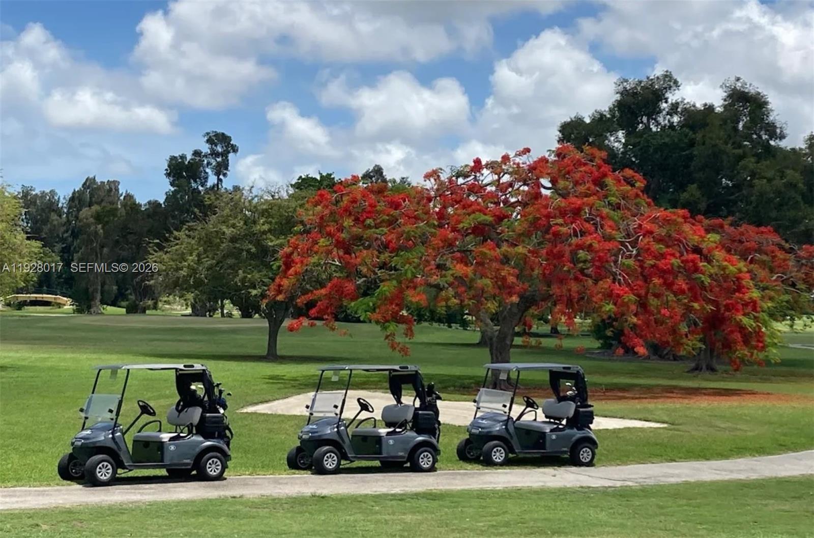 405 1 / 2 844 sq. ft. $ 2025-12-09 0 Photo