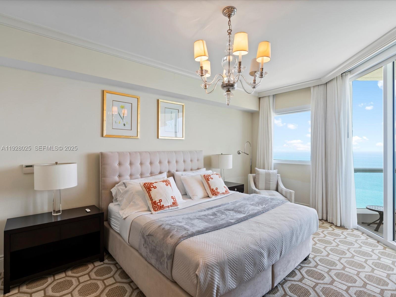 Ver detalles 3303 3 / 3 2031 sq. ft. $ 2025-12-09 0 foto