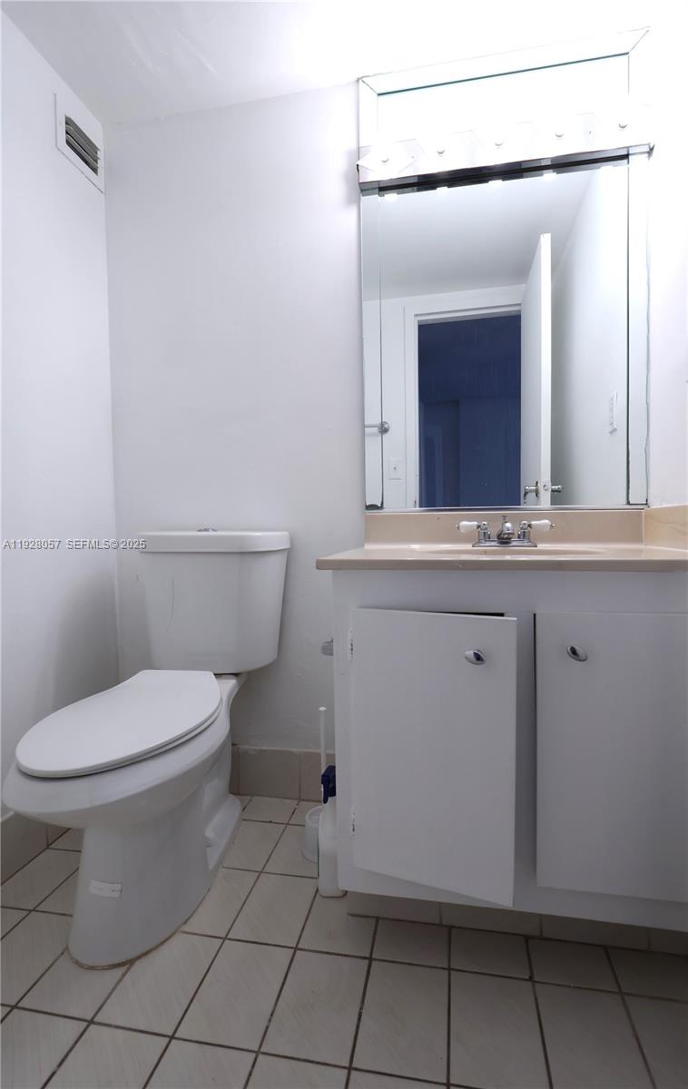 Photo of 17021 Bay Rd #517, Sunny Isles Beach, Florida, 33160 -