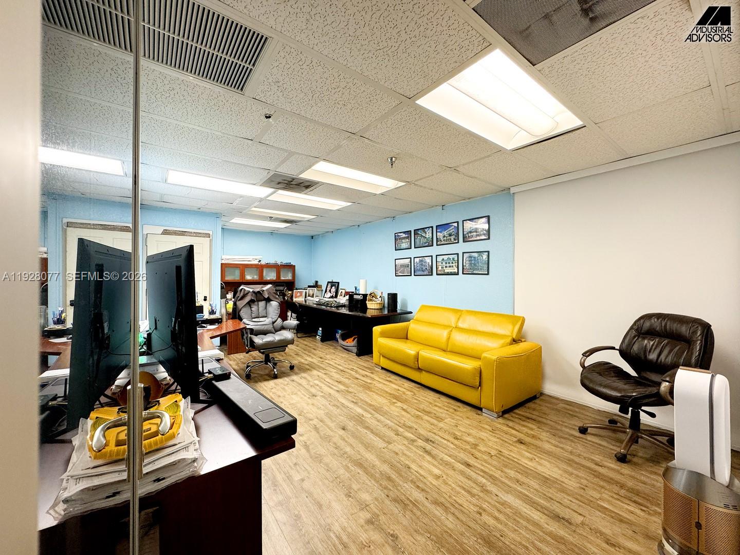   /   sq. ft. $ 2025-12-16 0 Photo