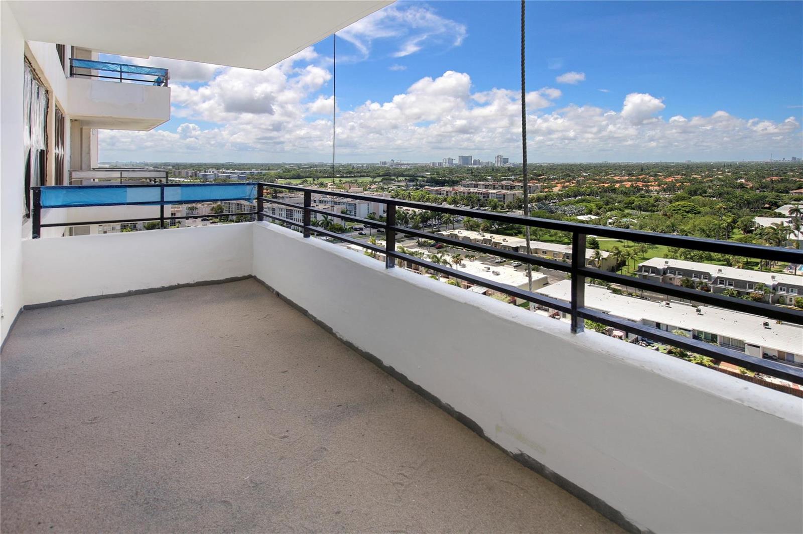 Photo of 2500 Parkview  #1710, Hallandale Beach, Florida, 33009 - Photo 23