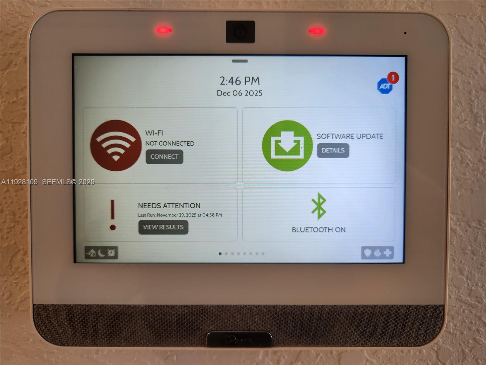 See details 916 3 / 3 1542 sq. ft. $ 2025-12-09 0 Photo