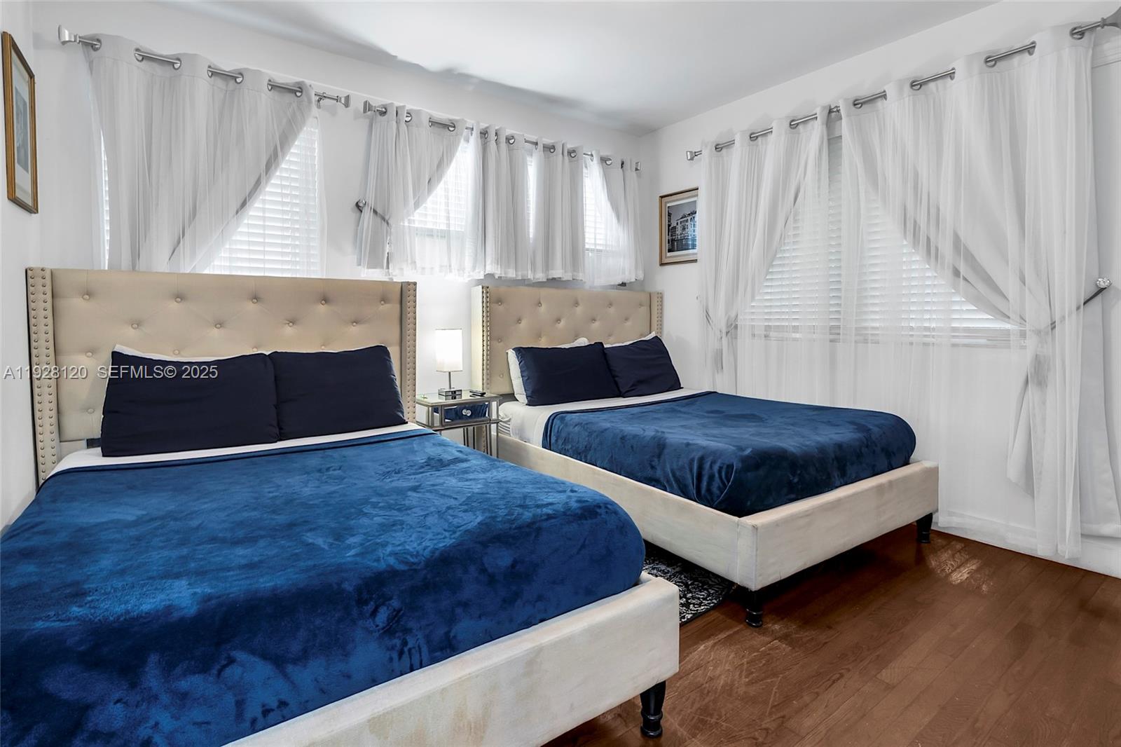 See details / 1760 sq. ft. $ 2025-12-09 0 Photo