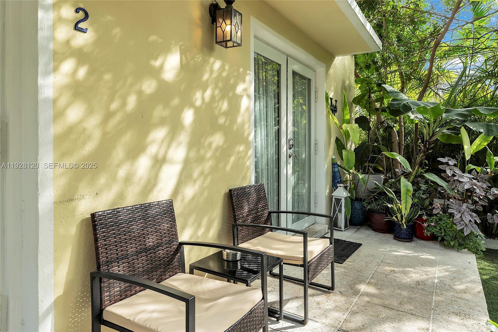 See details / 1760 sq. ft. $ 2025-12-09 0 Photo