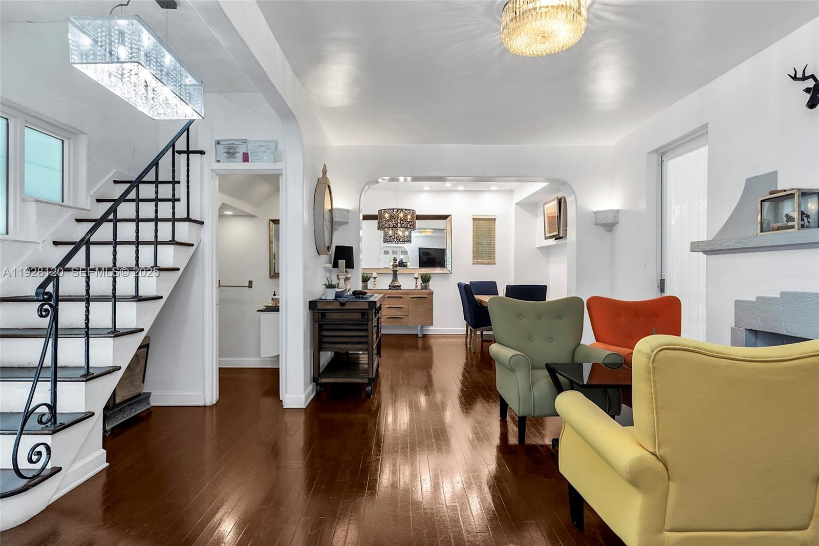 See details / 1760 sq. ft. $ 2025-12-09 0 Photo