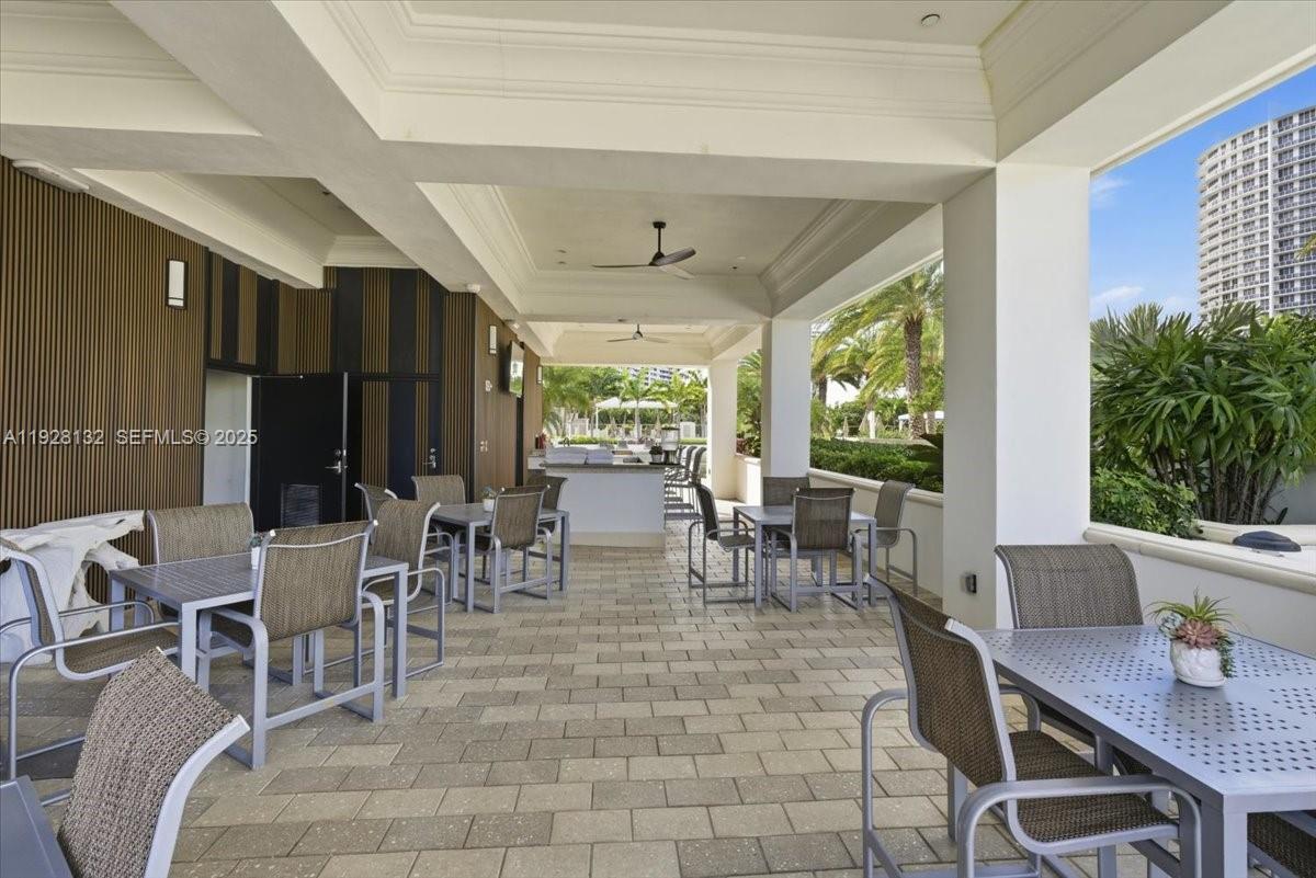 2802 3 / 4 2607 sq. ft. $ 2025-12-09 0 foto