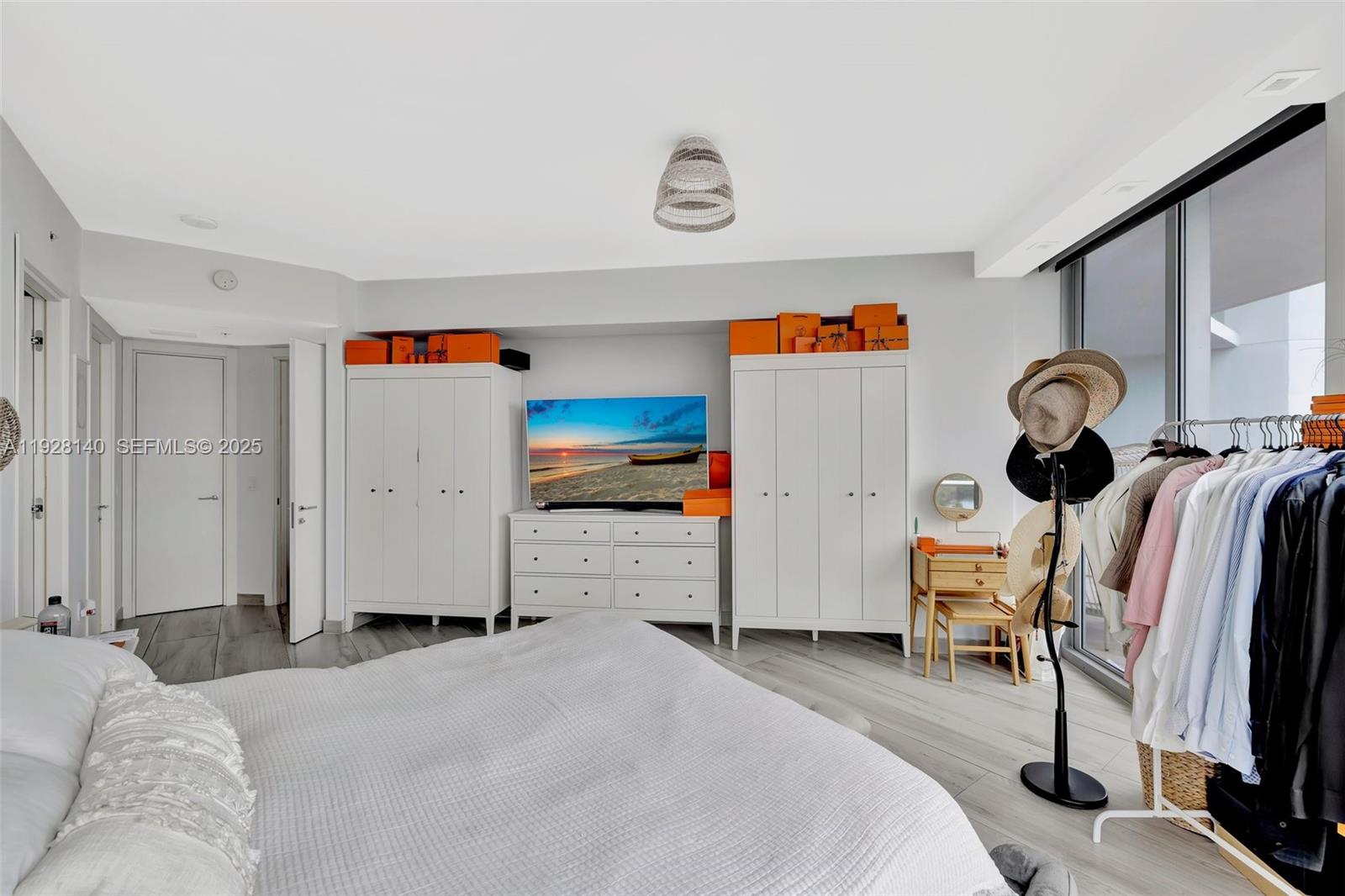 Photo of 17111 Biscayne Blvd #2308, North Miami Beach, Florida, 33160 -