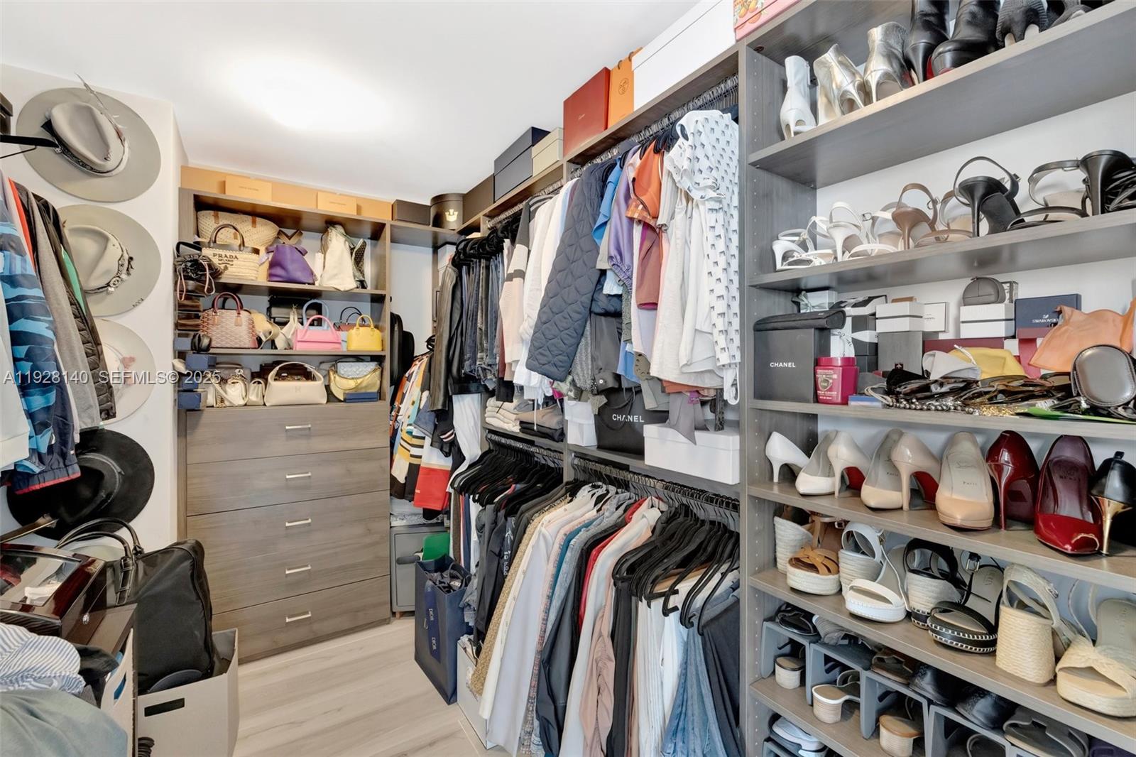 Photo of 17111 Biscayne Blvd #2308, North Miami Beach, Florida, 33160 -