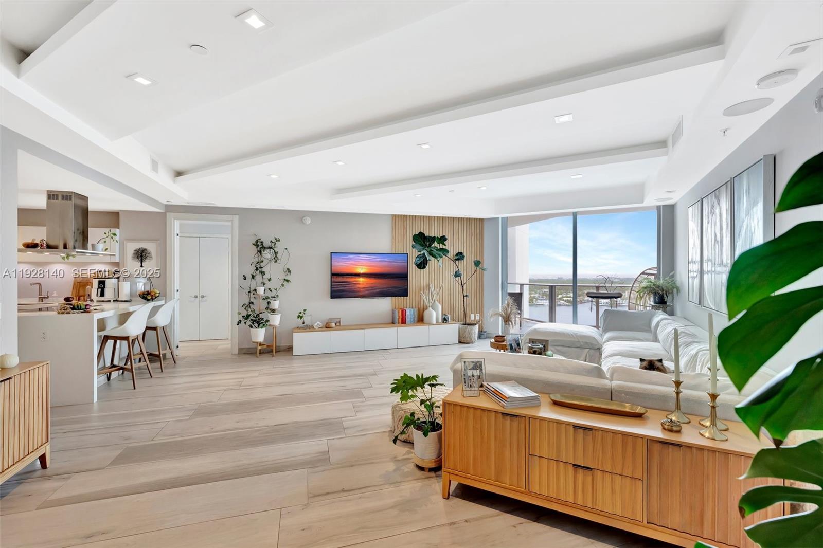 Photo of 17111 Biscayne Blvd #2308, North Miami Beach, Florida, 33160 -