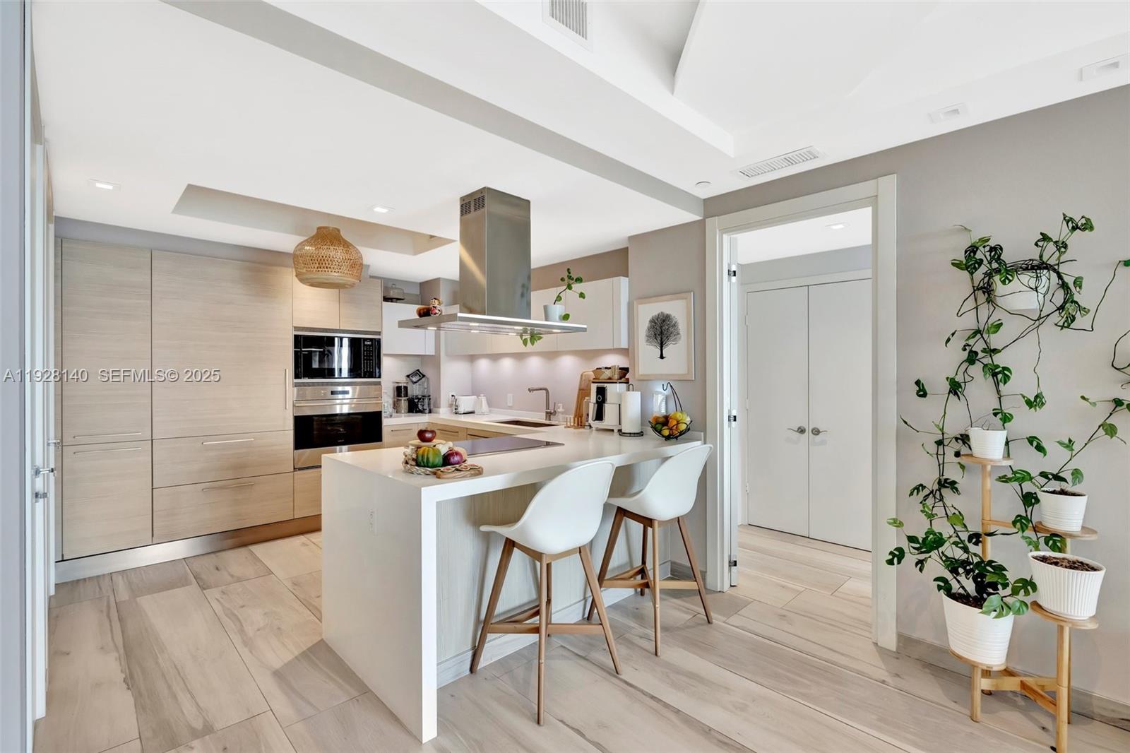 Photo of 17111 Biscayne Blvd #2308, North Miami Beach, Florida, 33160 -