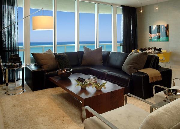 Ver detalles 1101 3 / 4 2768 sq. ft. $ 2025-12-09 0 foto