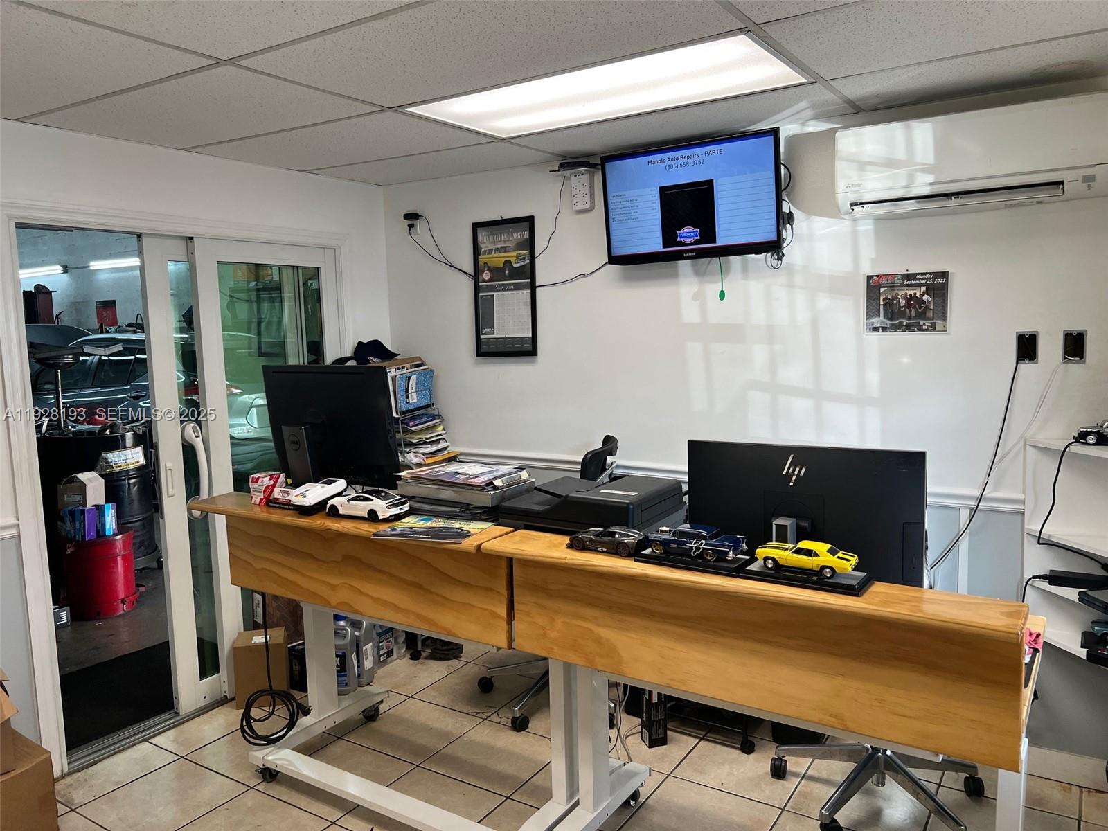 5  /   sq. ft. $ 2025-12-09 0 foto