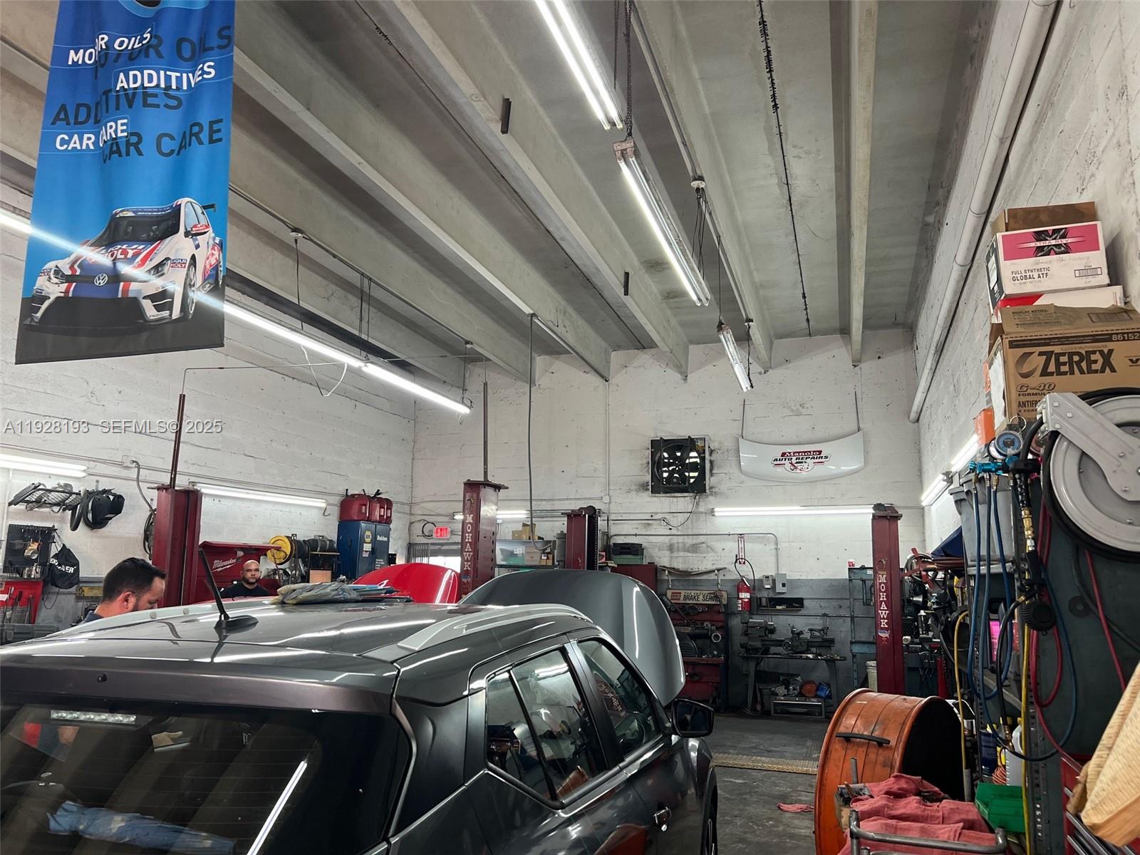 5  /   sq. ft. $ 2025-12-09 0 foto