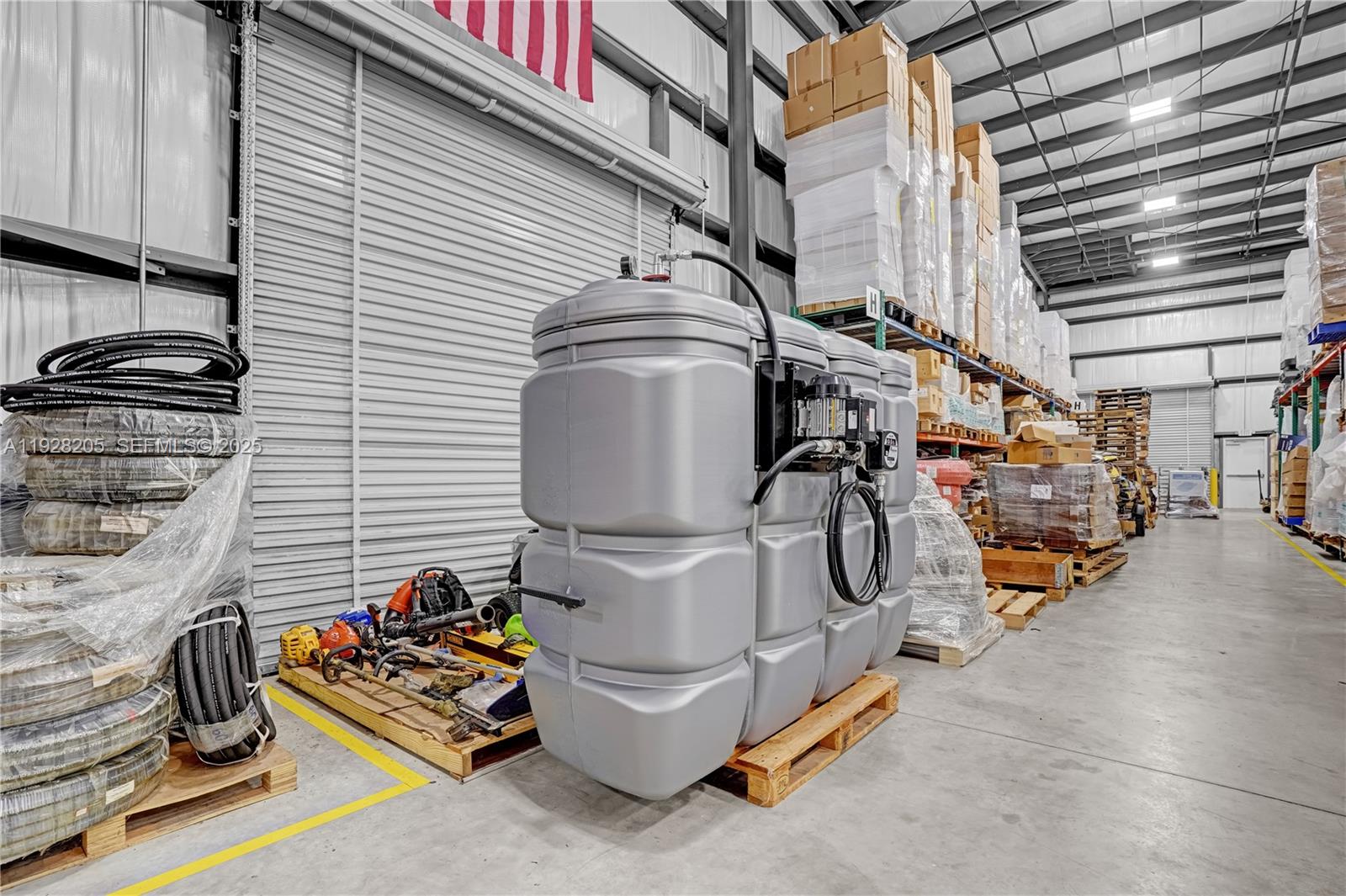 Подробнее / кв.футов $ 2025-12-09 0 Фото