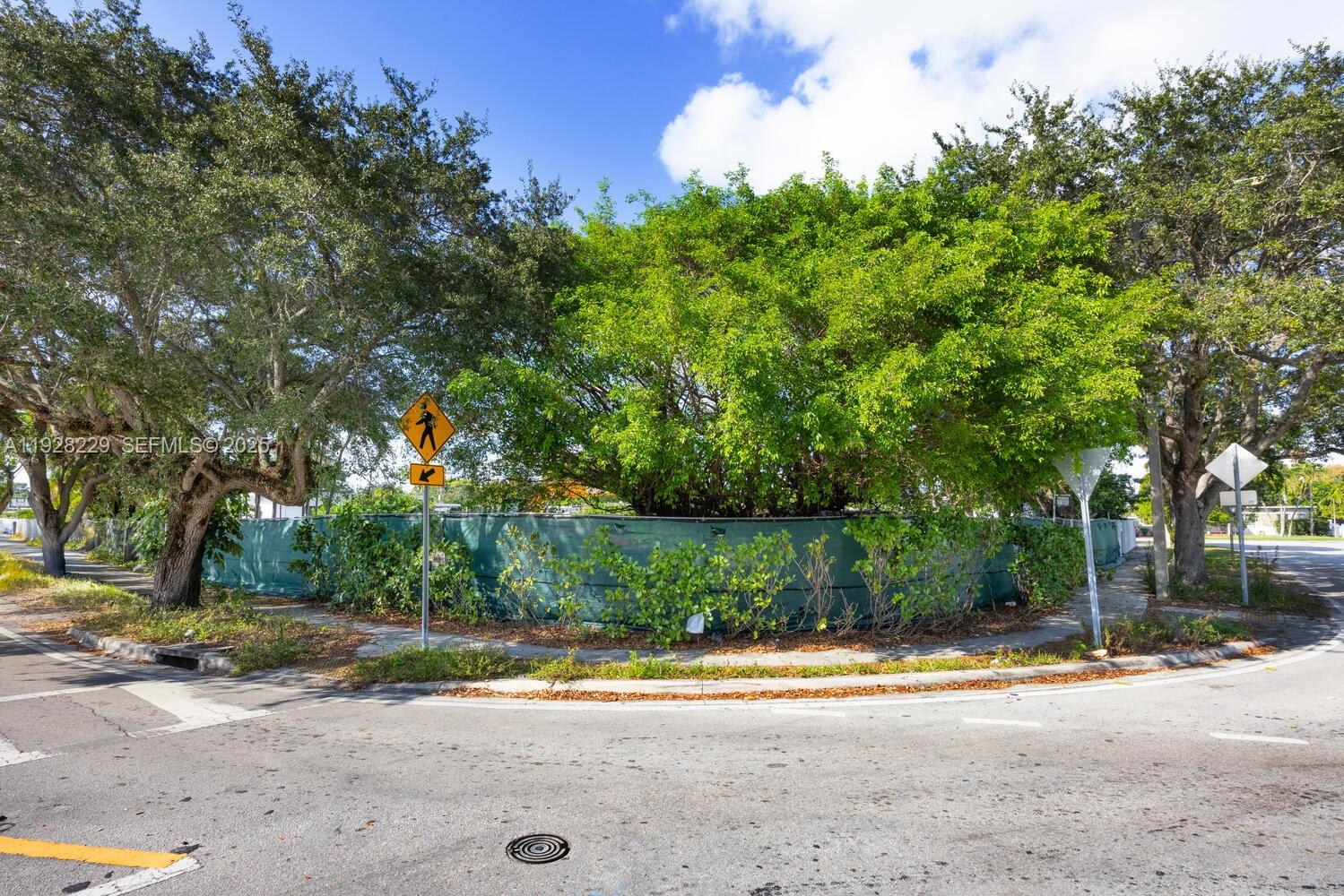   /   sq. ft. $ 2025-12-09 0 Photo